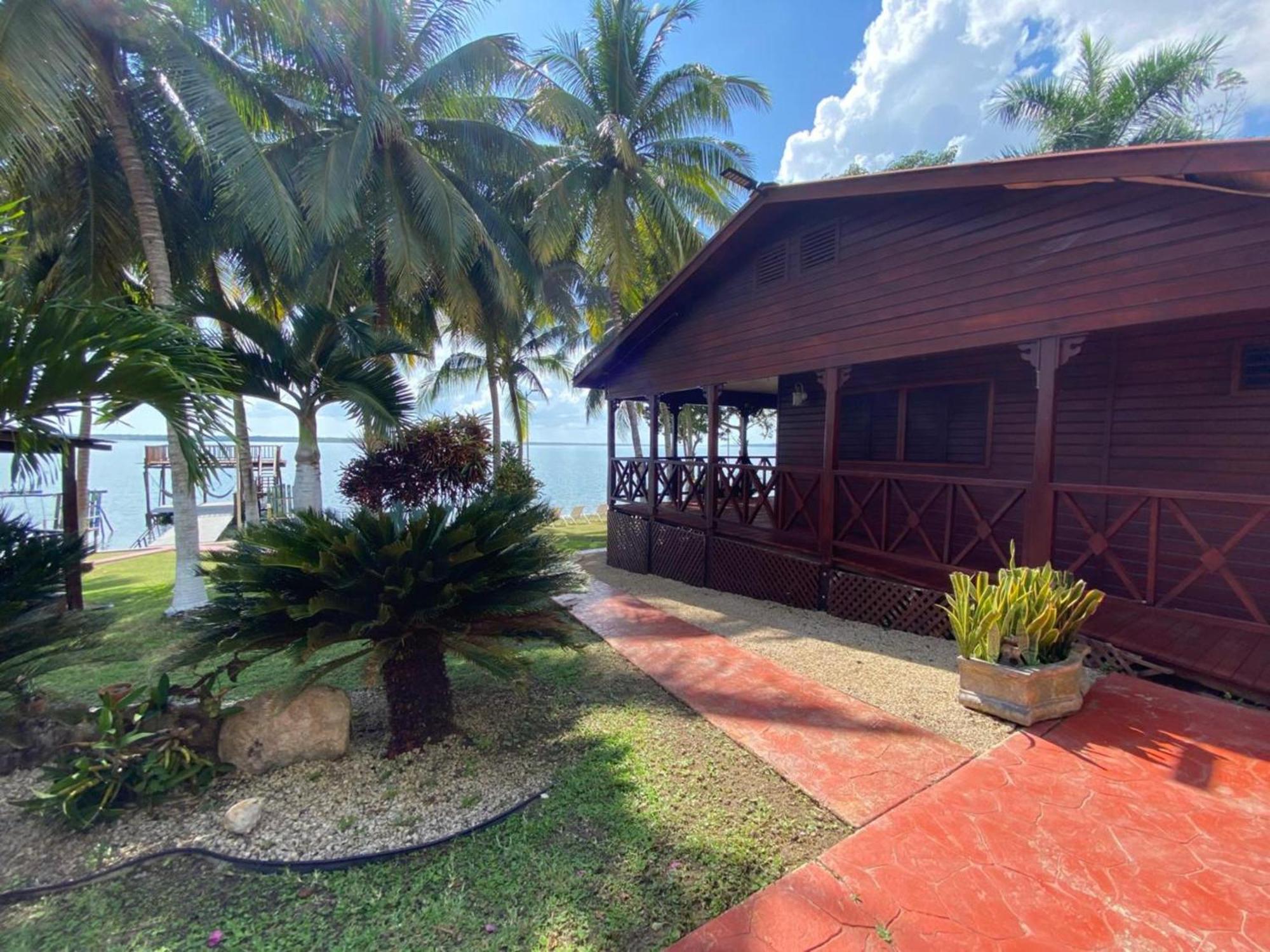 Coras Place Bacalar Lagoon Front Kültér fotó