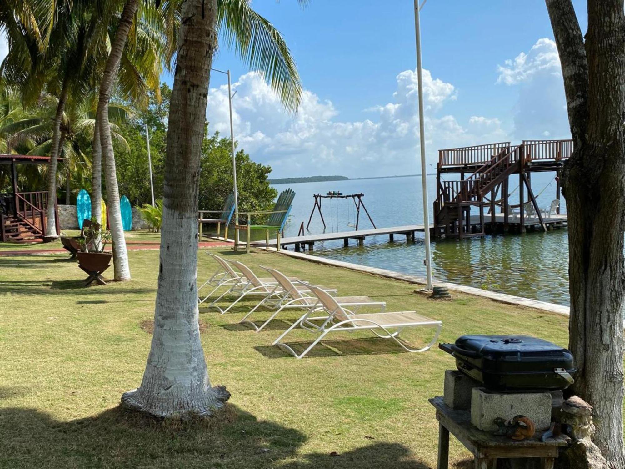 Coras Place Bacalar Lagoon Front Kültér fotó