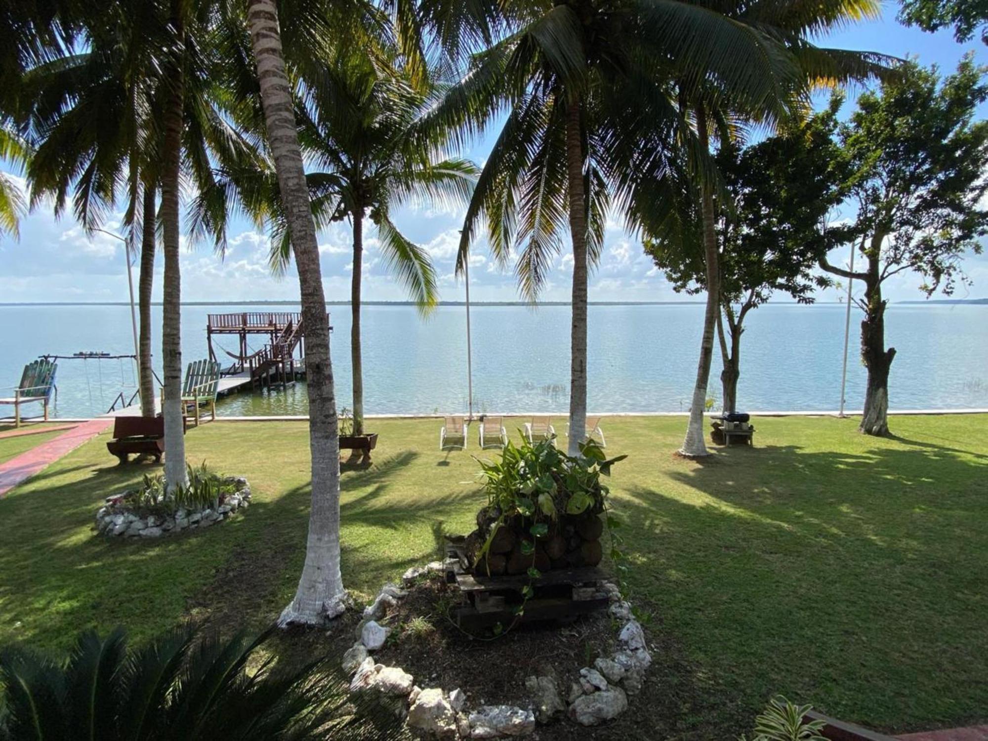 Coras Place Bacalar Lagoon Front Kültér fotó
