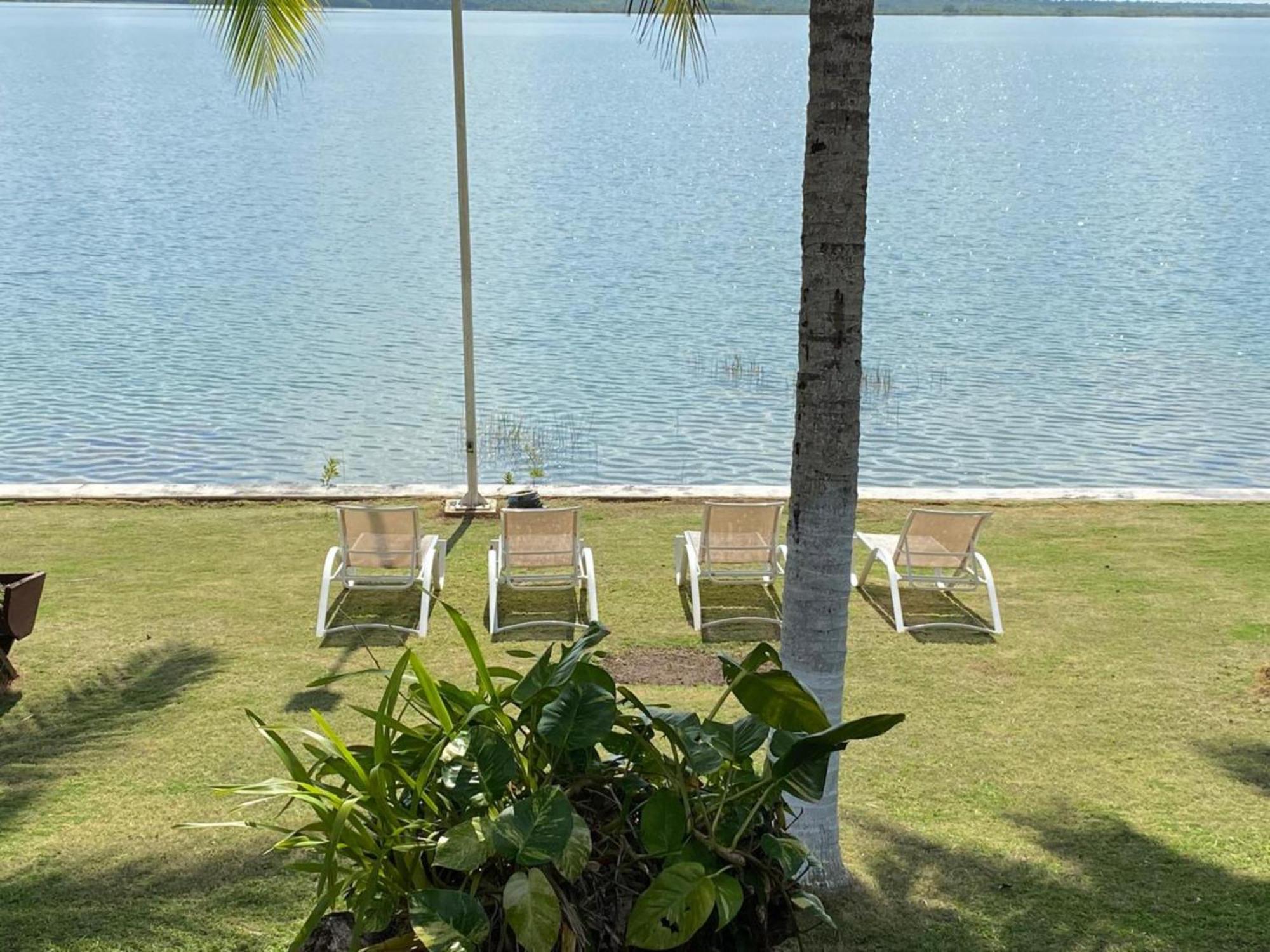 Coras Place Bacalar Lagoon Front Kültér fotó